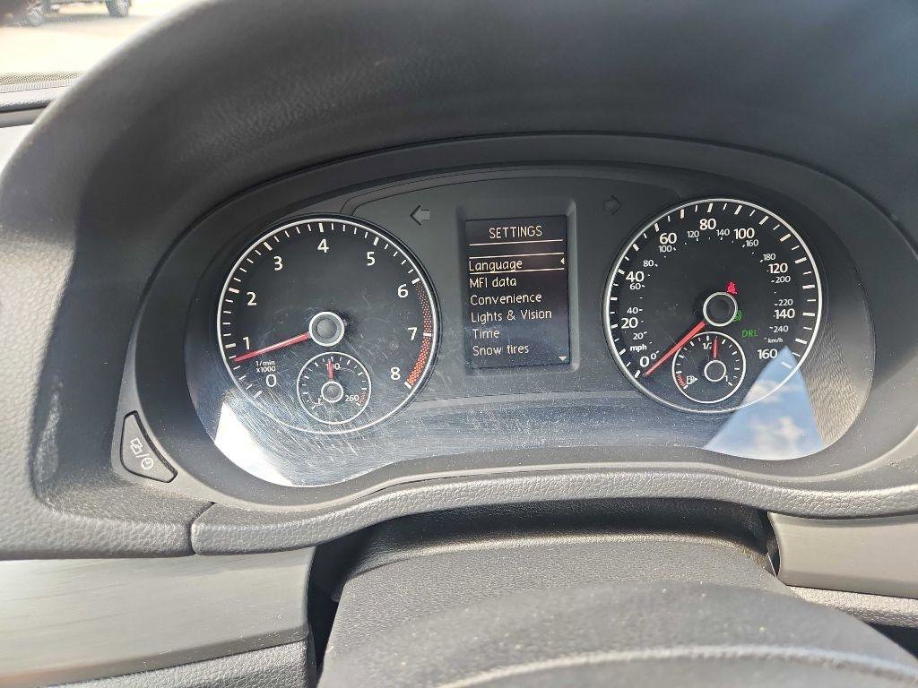 Used 2014 Volkswagen Passat 1.8T SE FWD image 15