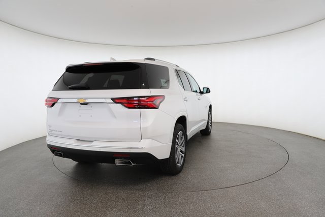 Used 2024 Chevrolet Traverse High Country image 16
