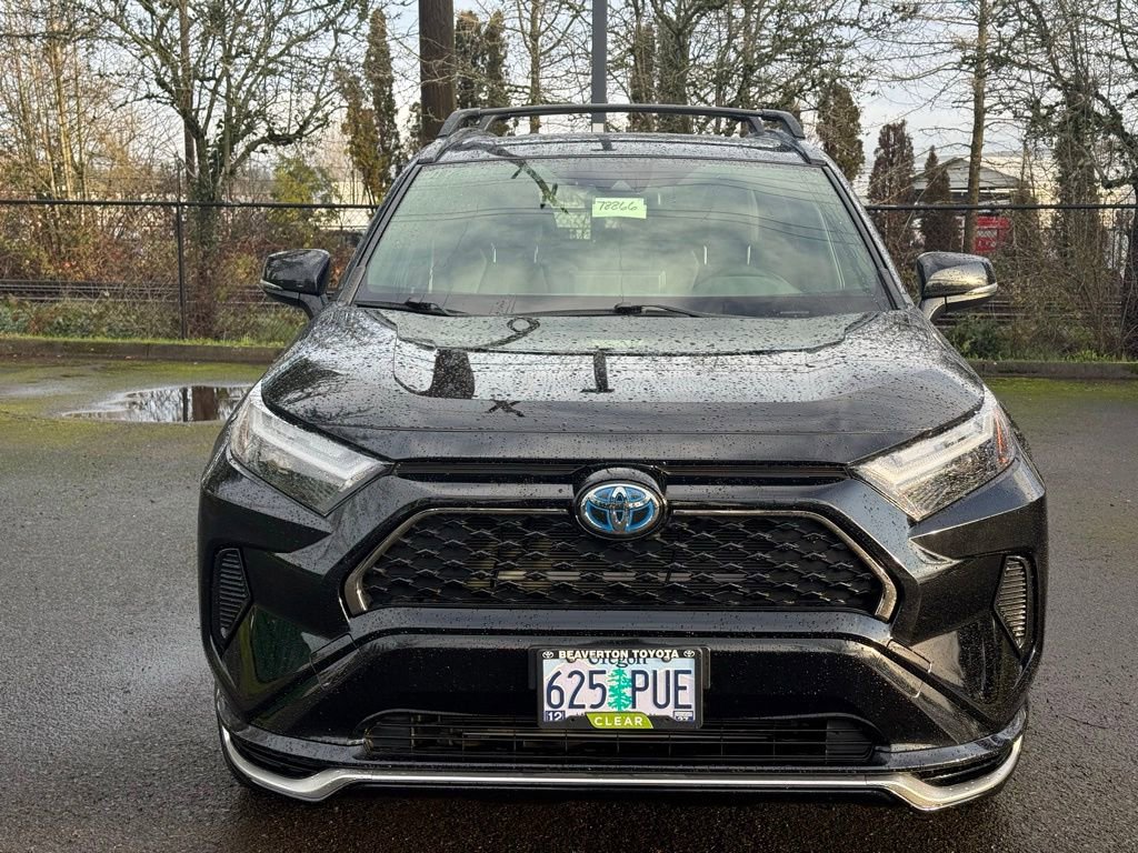 Used 2024 Toyota RAV4 SE image 8