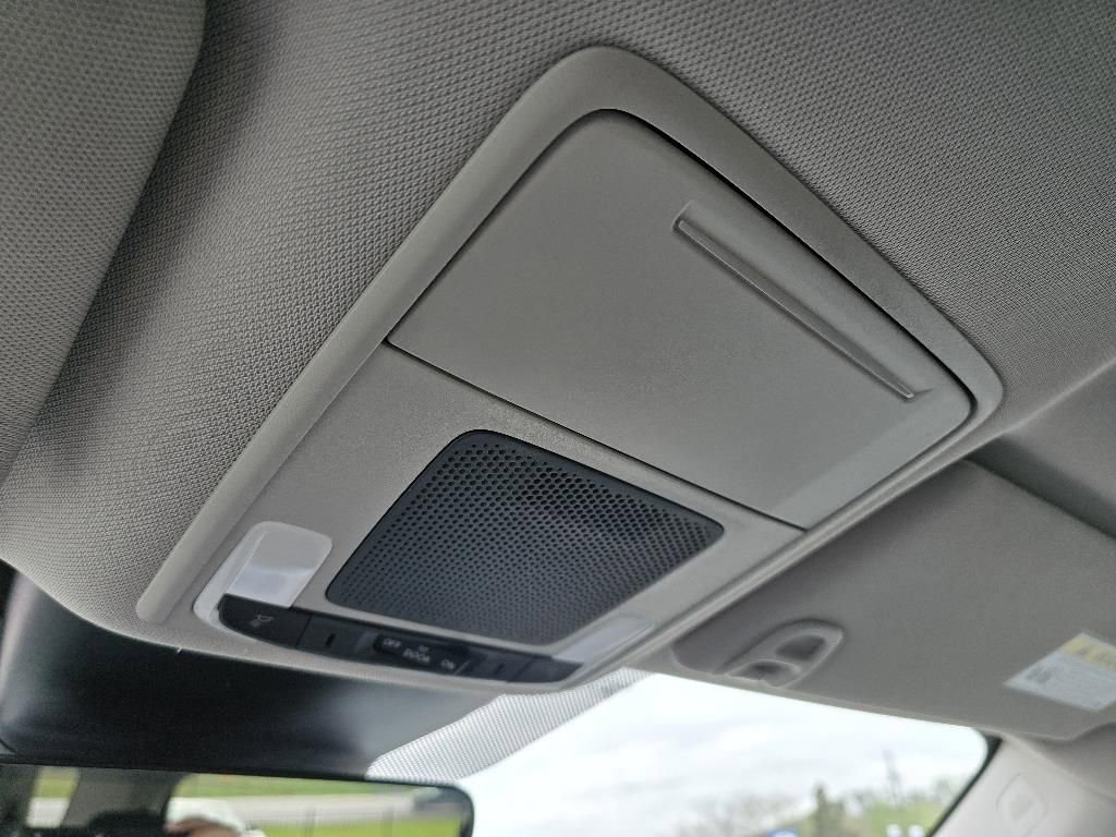 New 2025 Honda Pilot EX-L image 24