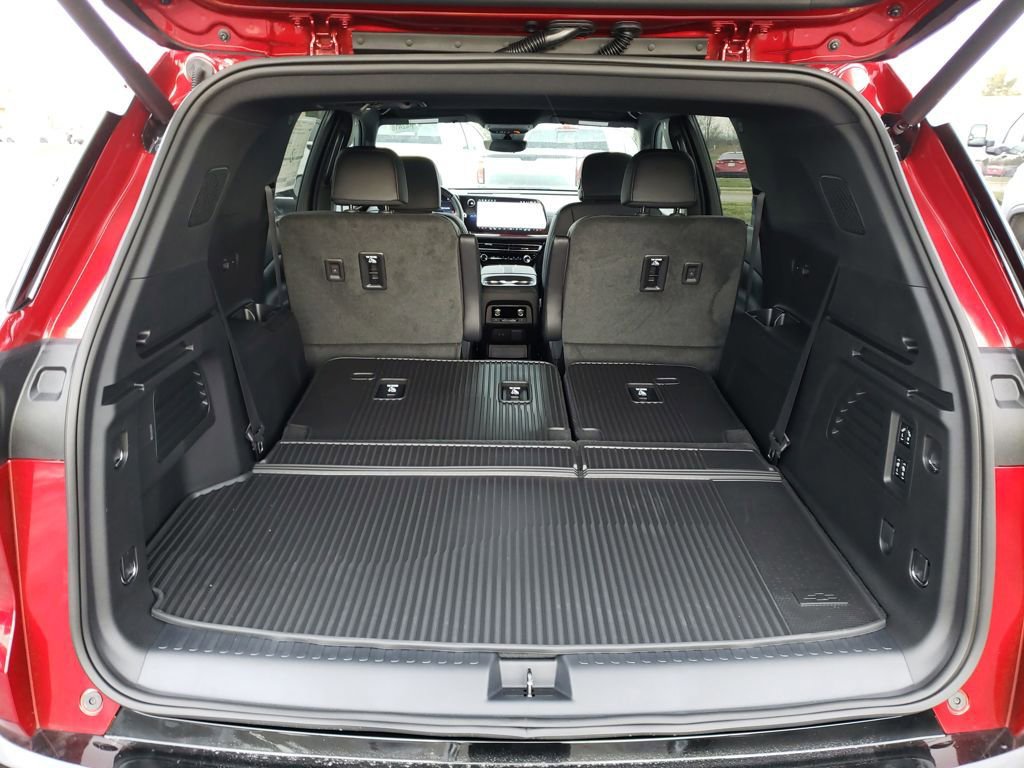 New 2026 Chevrolet Traverse RS w/ LPO, Floor Liner Package image 19