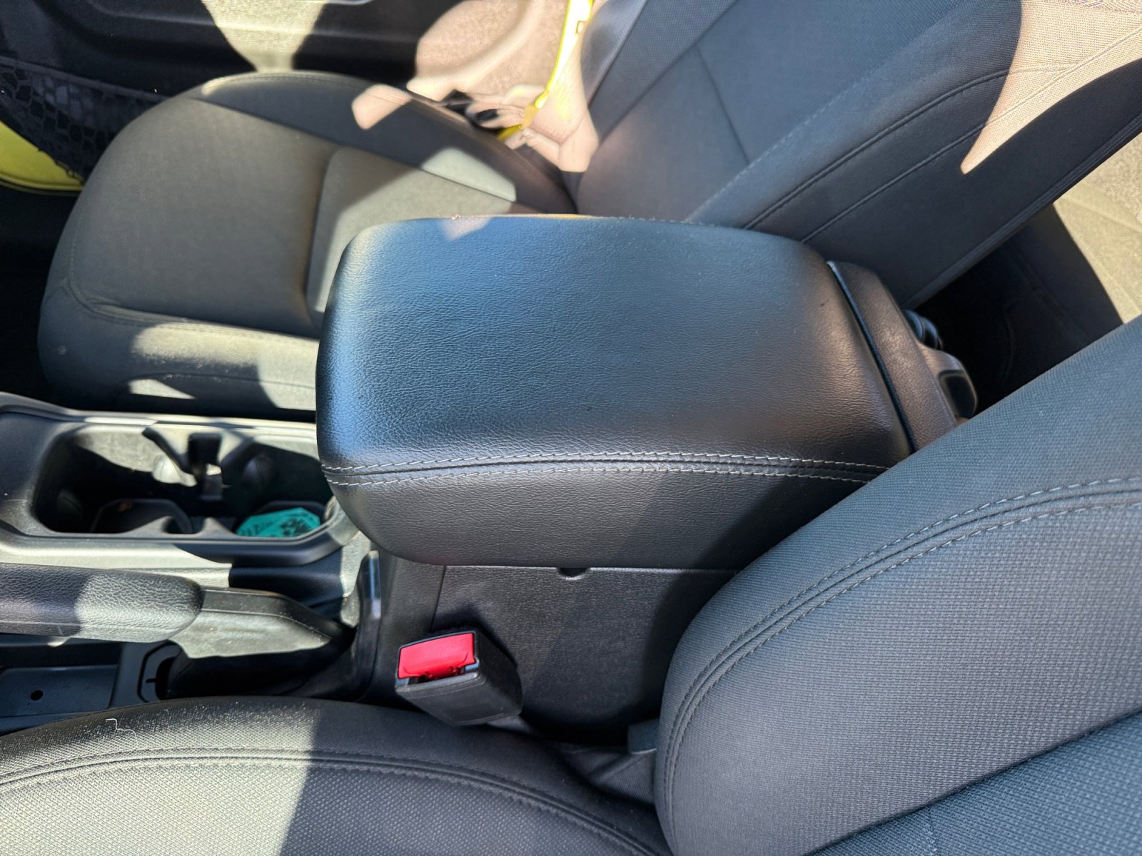 Used 2022 Jeep Wrangler Unlimited Sahara image 14