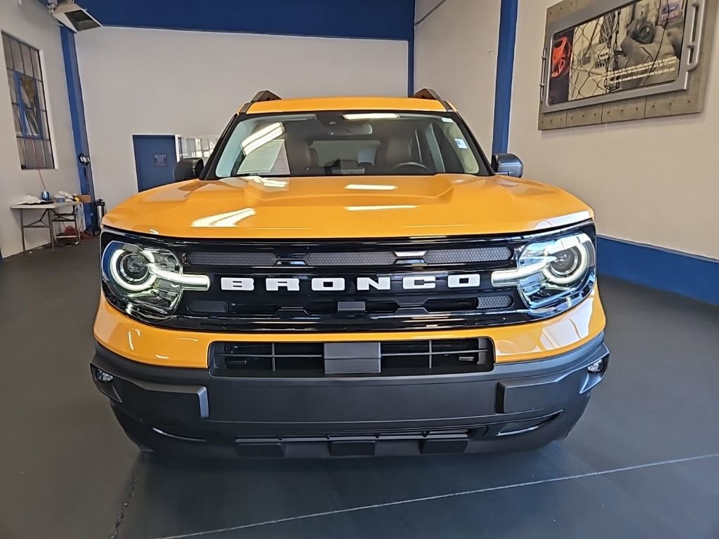 Used 2023 Ford Bronco Sport Outer Banks w/ Tech Package image 2