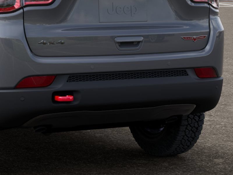 New 2026 Jeep Compass Trailhawk w/ Sun, Sound & Navigation Group AWD/4WD image 13