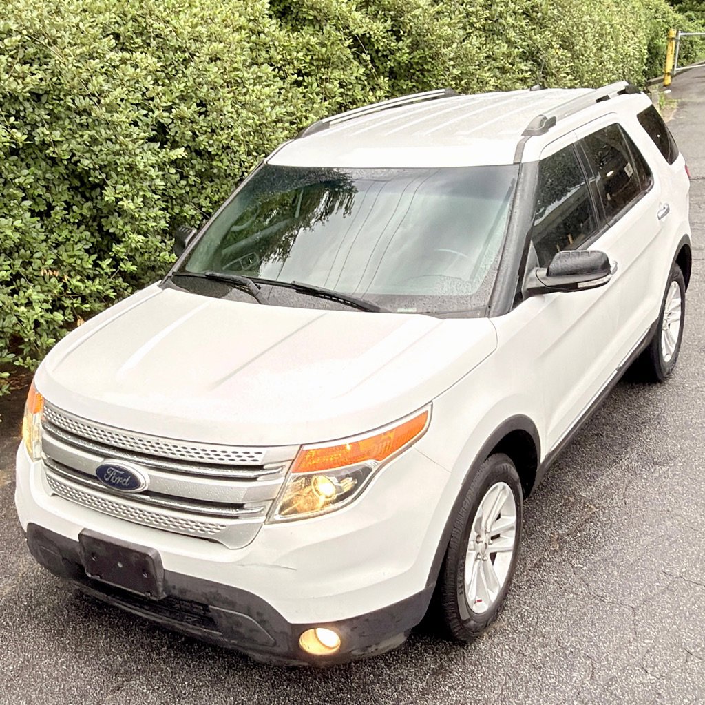 Used 2014 Ford Explorer XLT w/ Equipment Group 201A FWD image 7