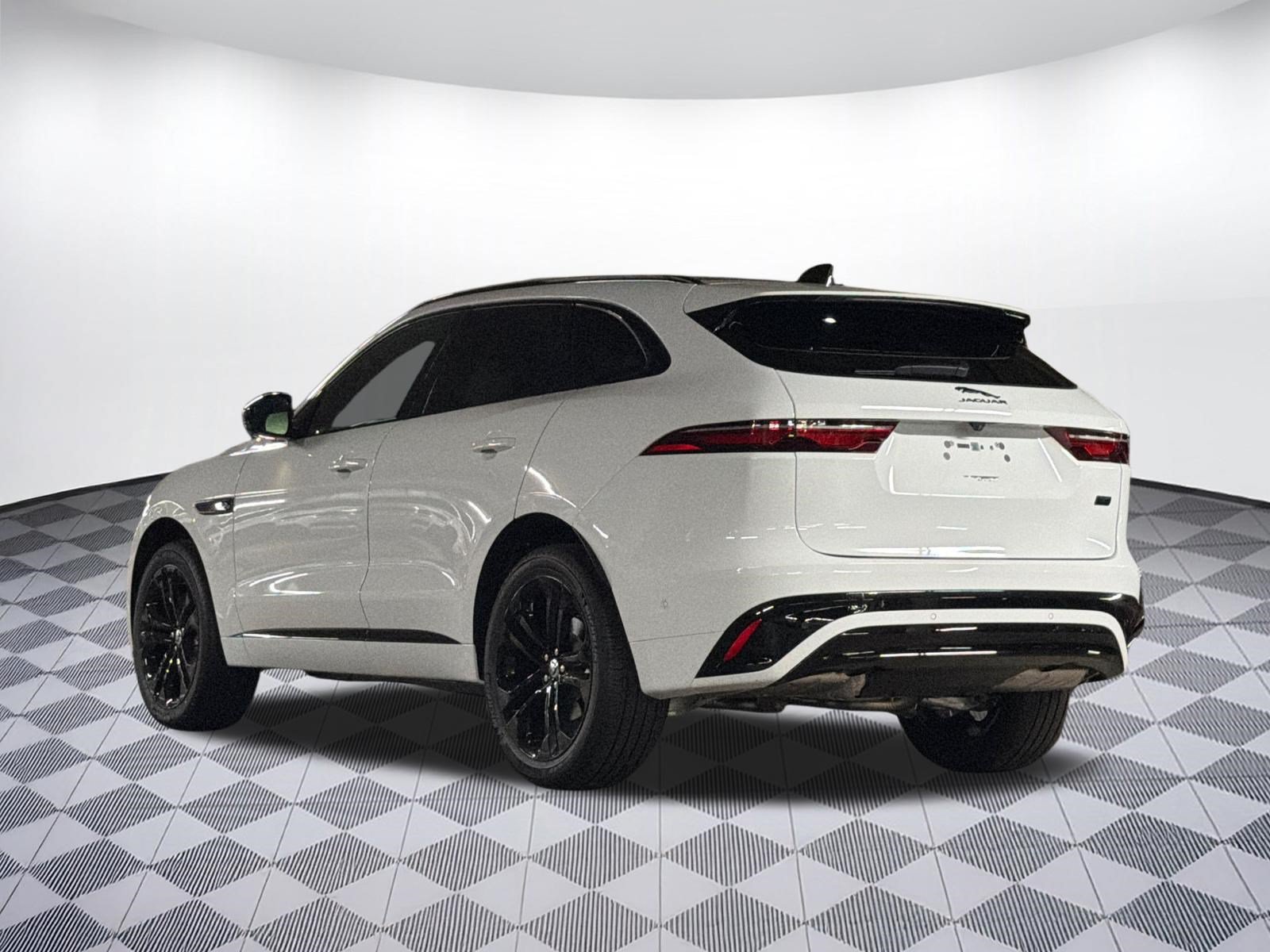 New 2026 Jaguar F-PACE R-Dynamic S AWD/4WD image 3