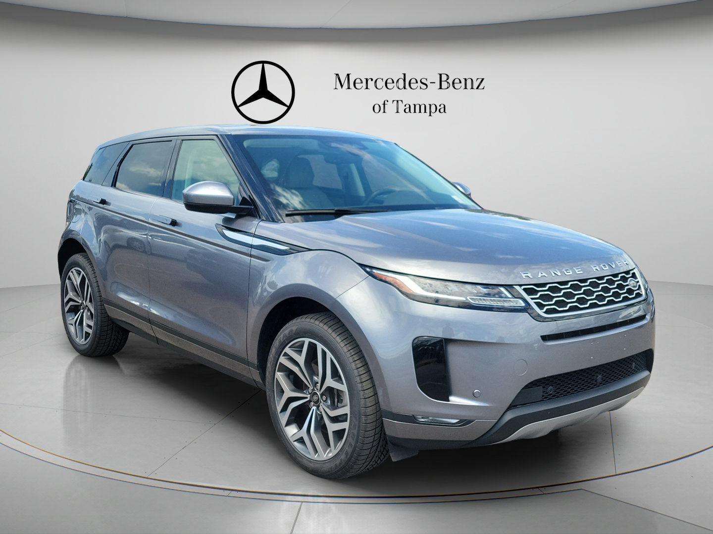 Used 2023 Land Rover Range Rover Evoque S AWD/4WD image 4