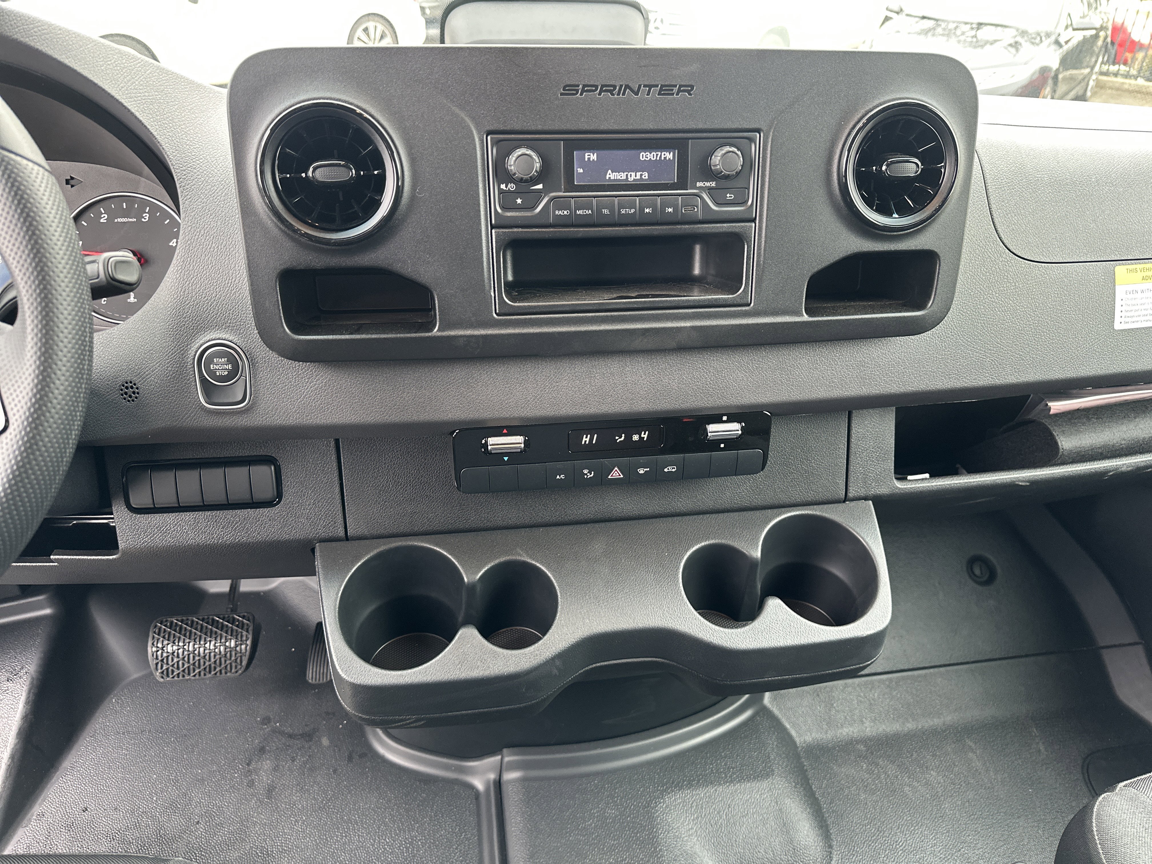 Used 2025 Mercedes-Benz Sprinter 2500 image 20