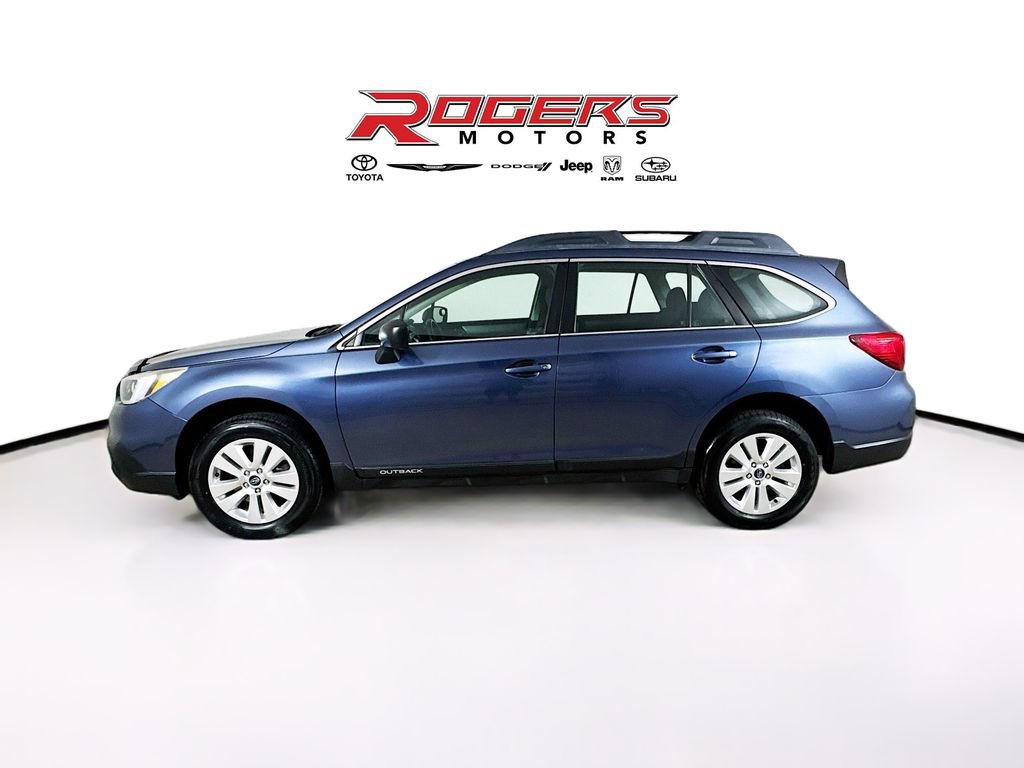 Used 2017 Subaru Outback 2.5i AWD/4WD image 4