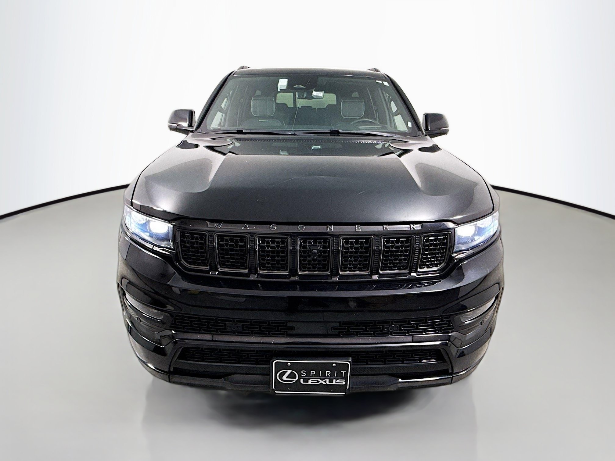 Used 2024 Jeep Grand Wagoneer L Series II w/ Quick Order Packagew 28T AWD/4WD image 2