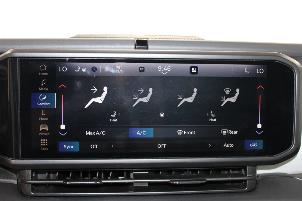 Used 2025 Jeep Wrangler Unlimited Sahara AWD/4WD image 46