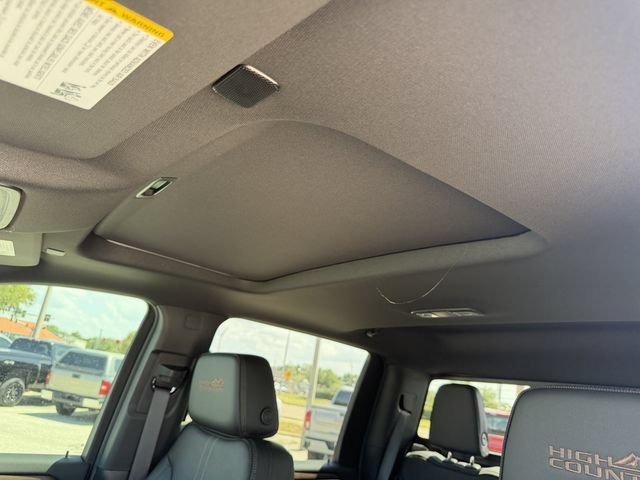 New 2026 Chevrolet Silverado 3500 High Country w/ High Country Premium Package AWD/4WD image 21