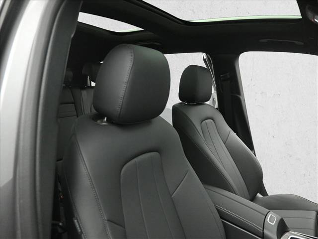New 2026 Mercedes-Benz GLB 250 4MATIC image 30