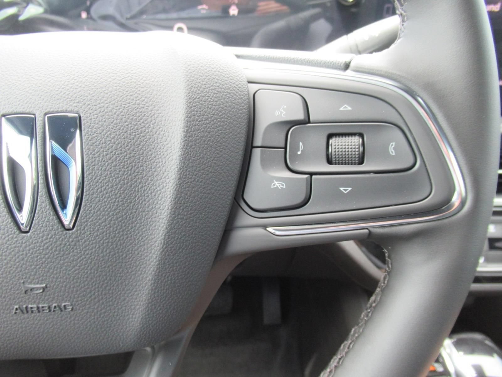 New 2026 Buick Envista Sport Touring w/ Convenience I Package FWD image 25
