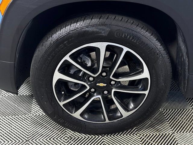 Used 2024 Chevrolet TrailBlazer LT w/ LT Cold Weather Package FWD image 12