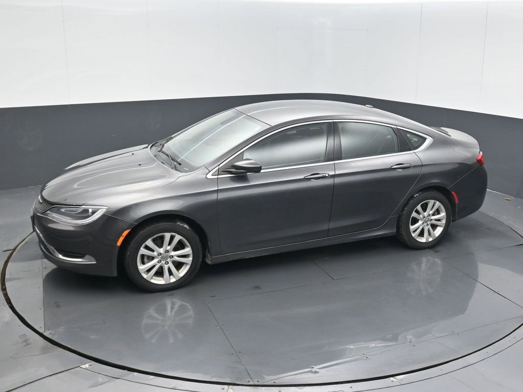Used 2015 Chrysler 200 Limited w/ Convenience Group image 12