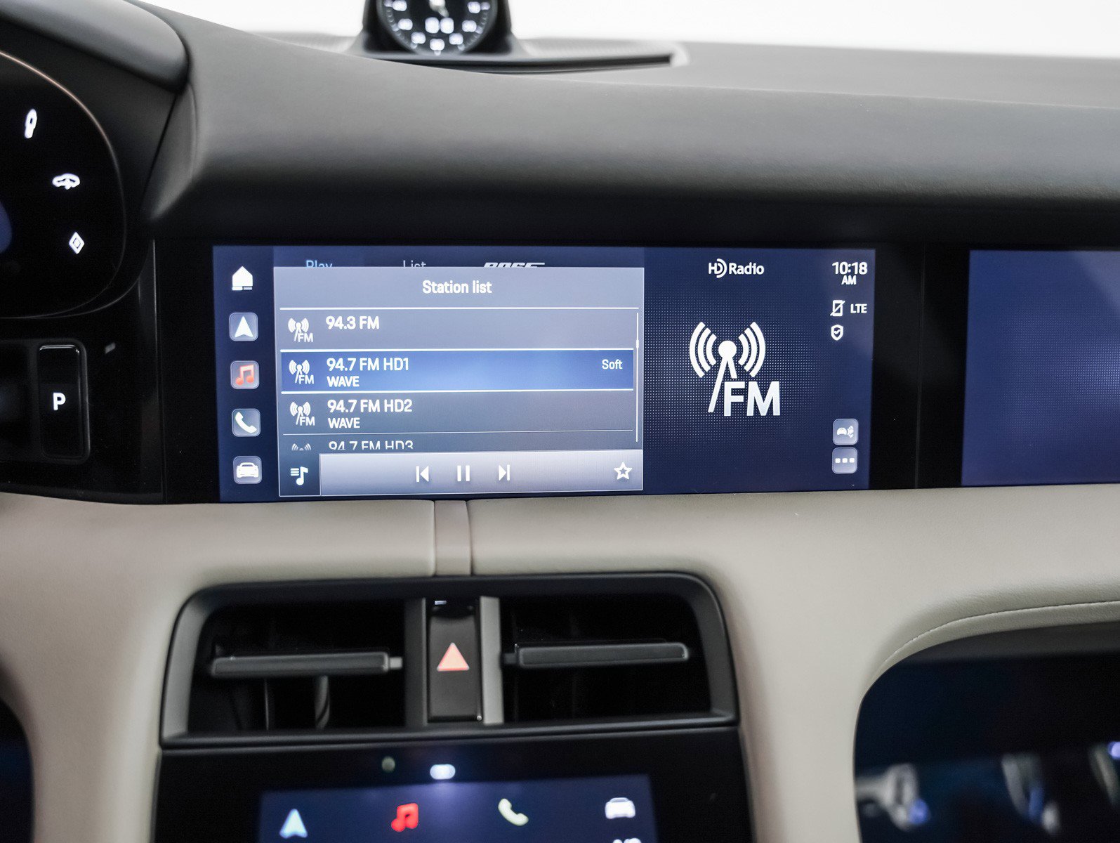 Certified 2024 Porsche Taycan 4S image 23