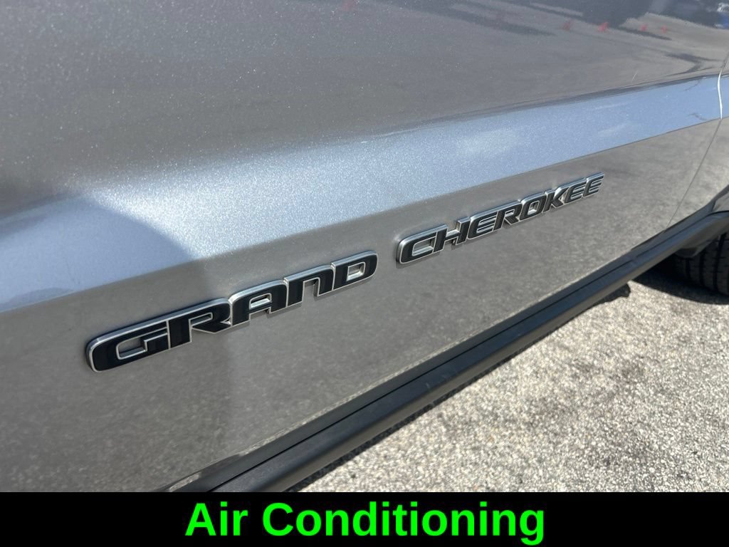 Used 2019 Jeep Grand Cherokee Limited RWD image 21