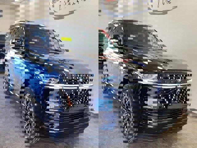 New 2025 Lincoln Navigator Black Label image 9