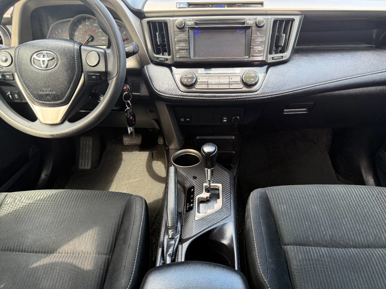 Used 2013 Toyota RAV4 XLE image 9