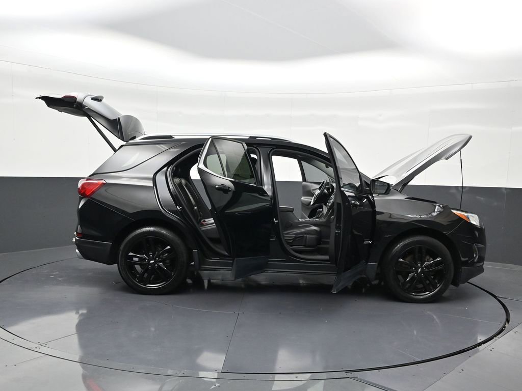 Used 2020 Chevrolet Equinox LT w/ Midnight Edition image 32