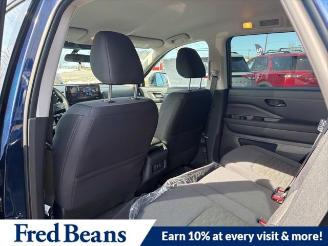 New 2026 Nissan Pathfinder SV image 6