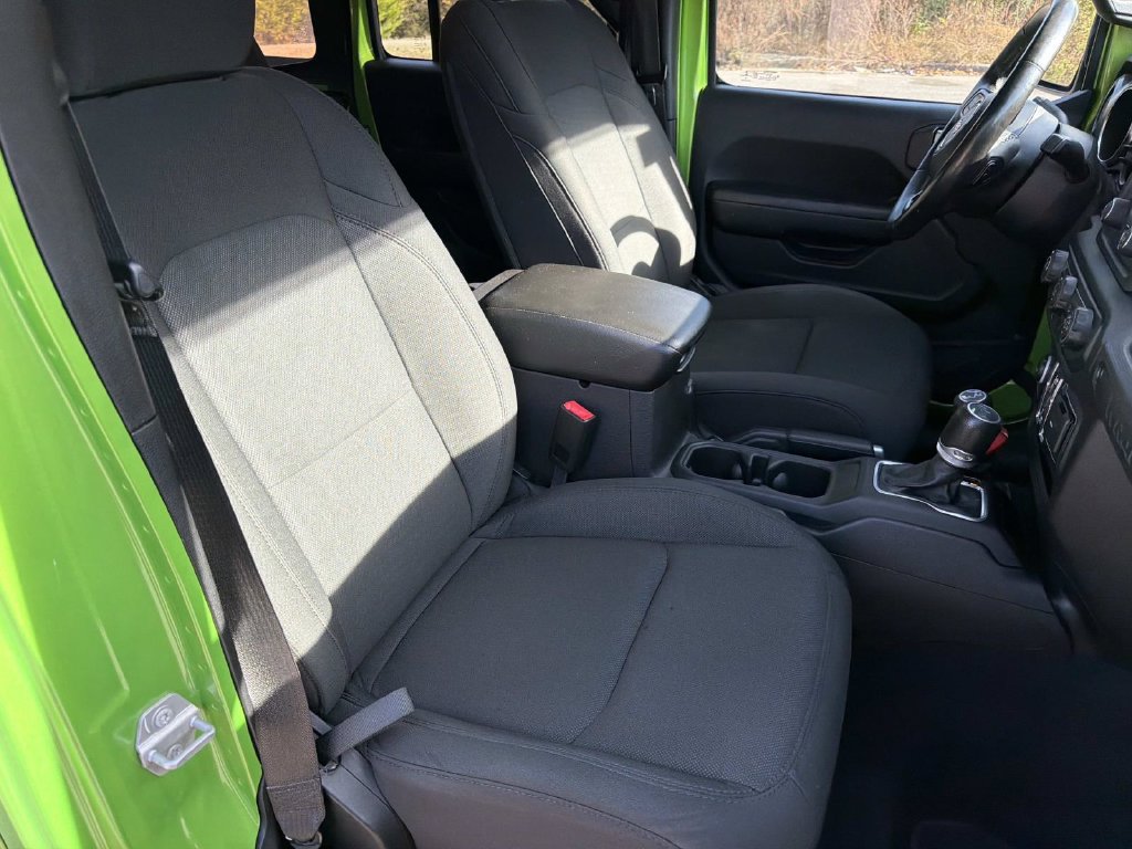 Used 2019 Jeep Wrangler Unlimited Sport S AWD/4WD image 23