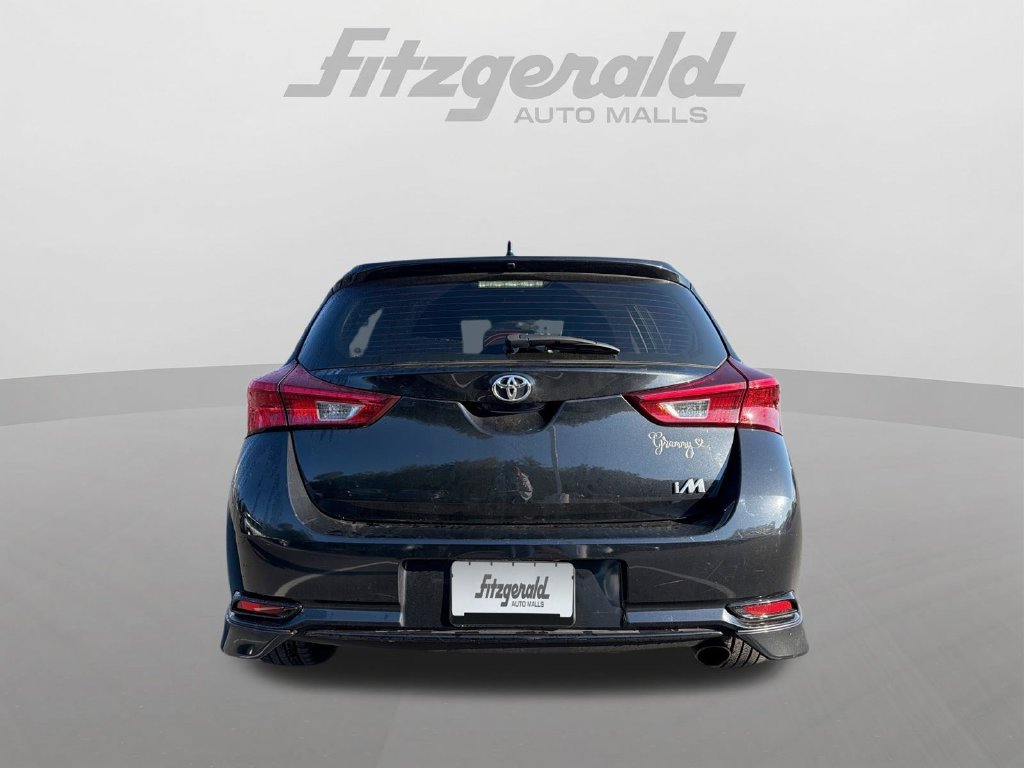 Used 2017 Toyota Corolla iM FWD image 7