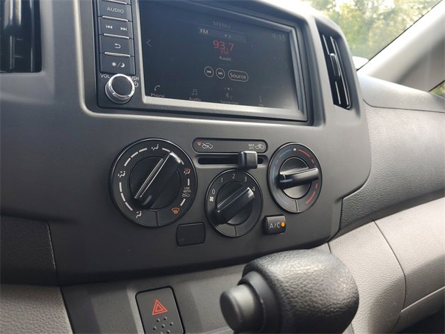 Used 2020 Nissan NV200 S image 18