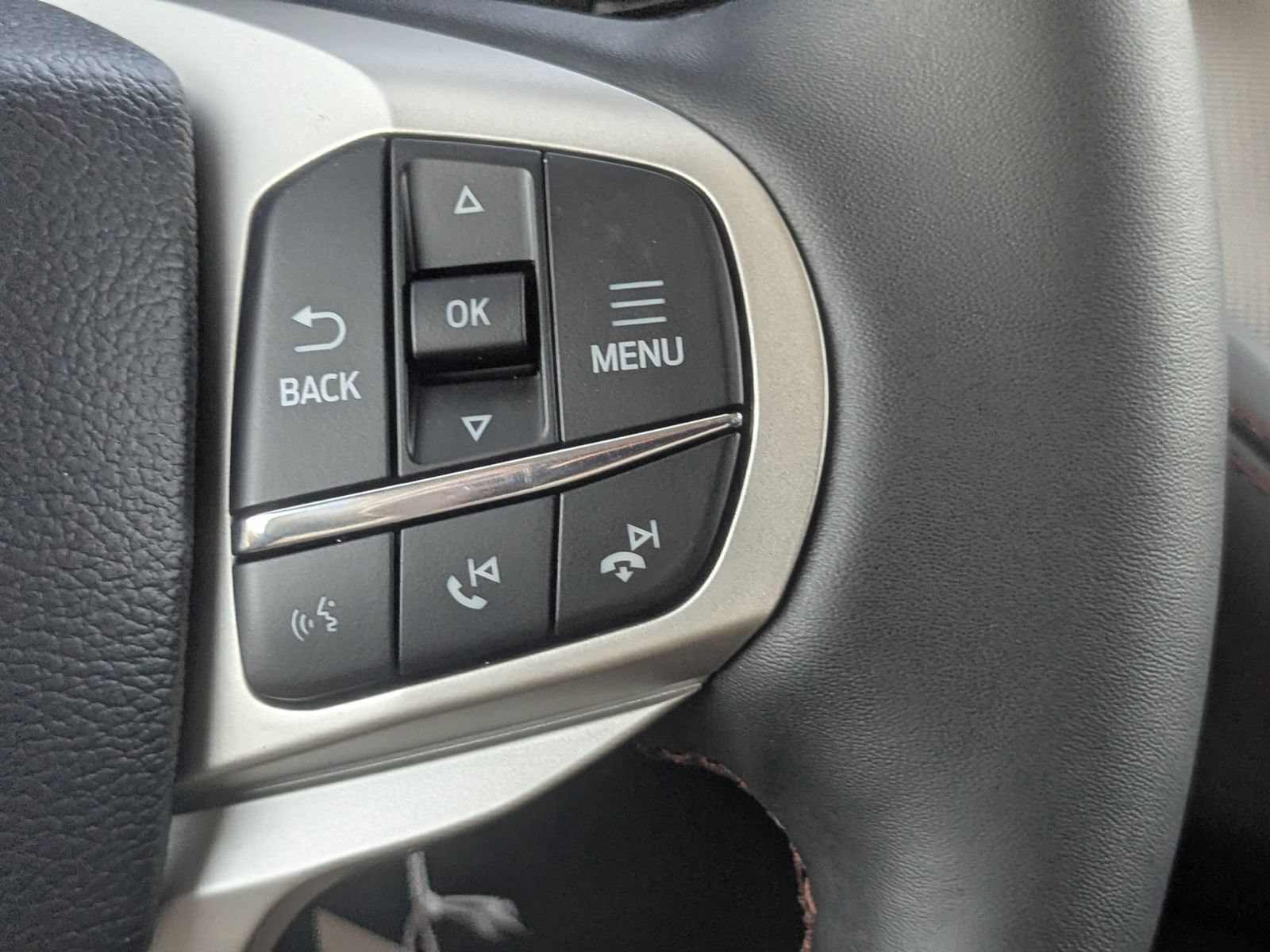 New 2026 Ford Explorer Active w/ Active Comfort Package RWD image 18
