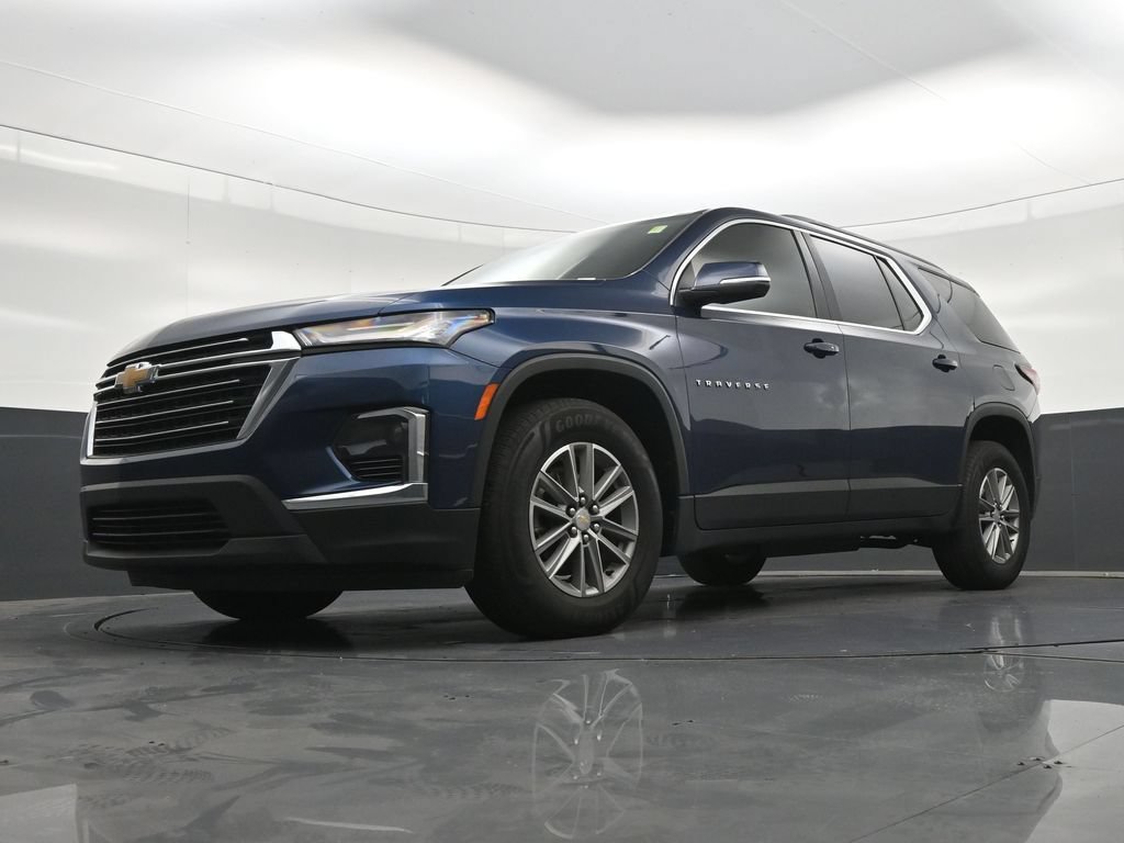 Used 2023 Chevrolet Traverse LT FWD image 24
