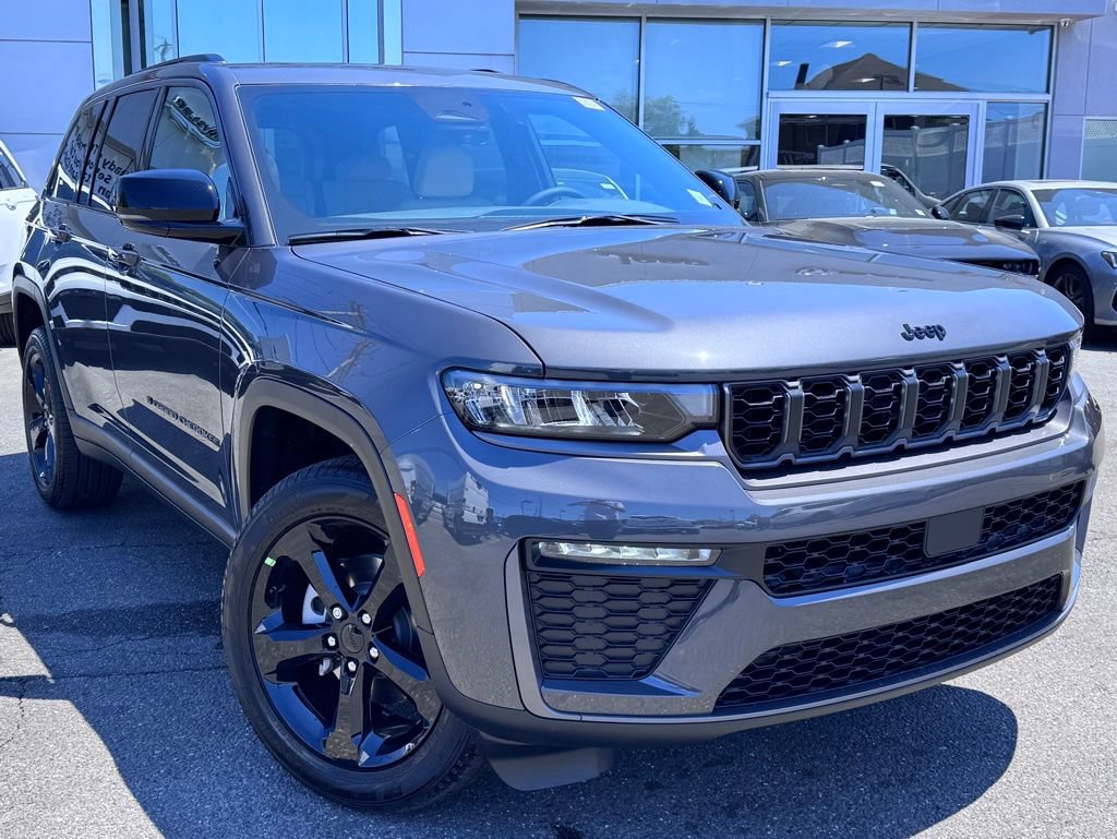 New 2026 Jeep Grand Cherokee Limited w/ Limited Altitude Package AWD/4WD image 1