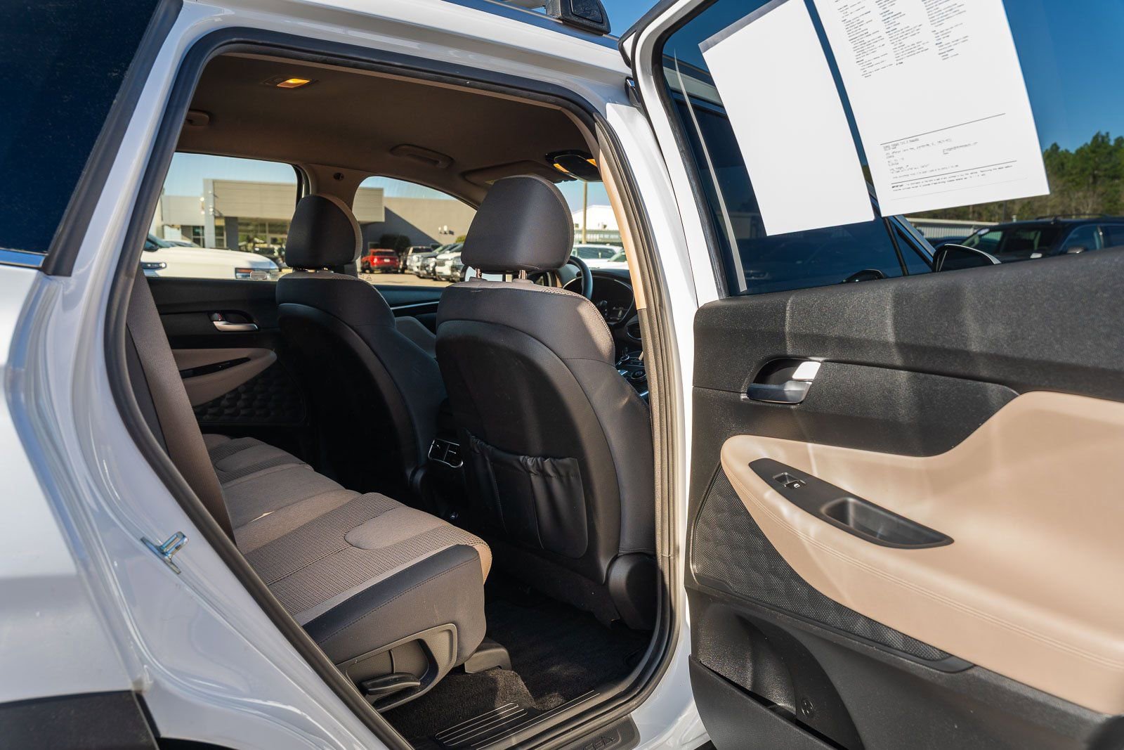 Used 2022 Hyundai Santa Fe SEL FWD image 13