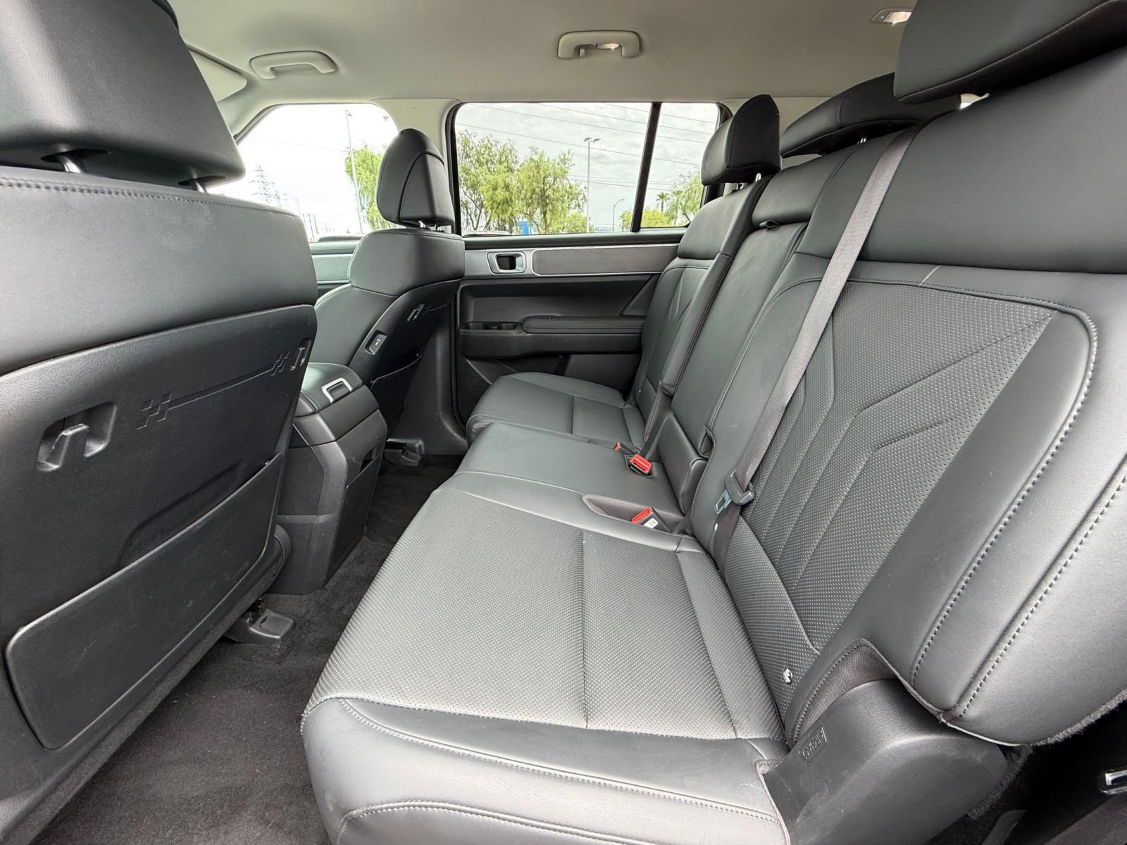 Used 2026 Hyundai Santa Fe SEL FWD image 26
