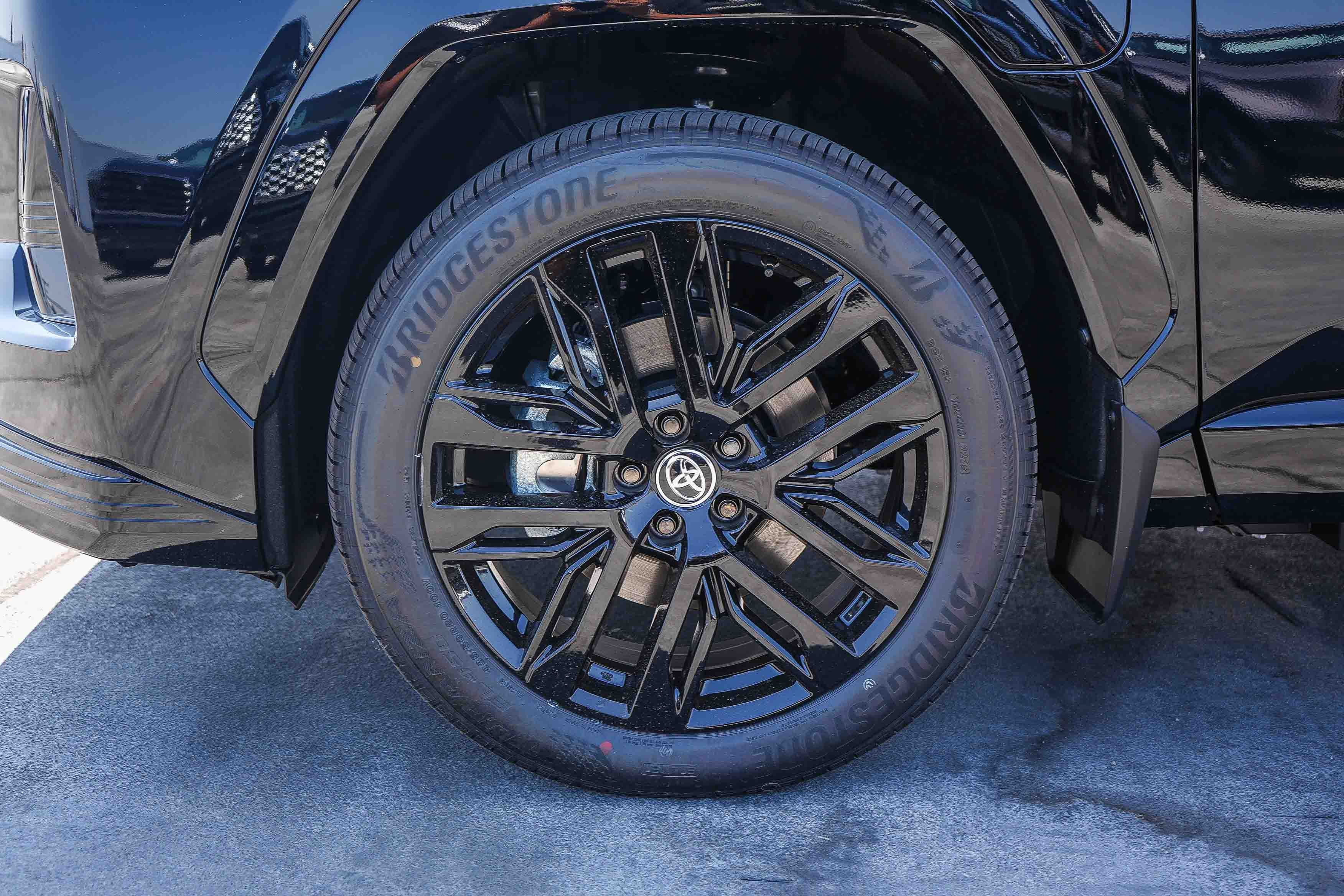 New 2026 Toyota RAV4 XSE AWD/4WD image 12