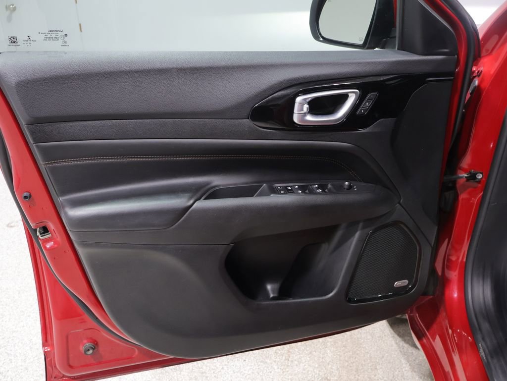 Used 2022 Jeep Compass Limited w/ (RED) Package image 14