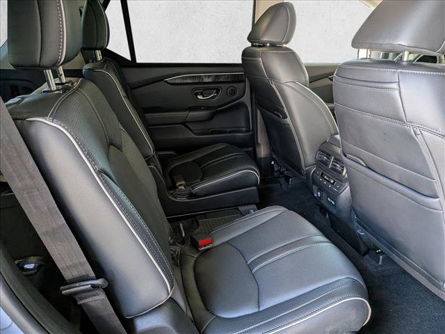 Used 2023 Honda Pilot Elite image 21