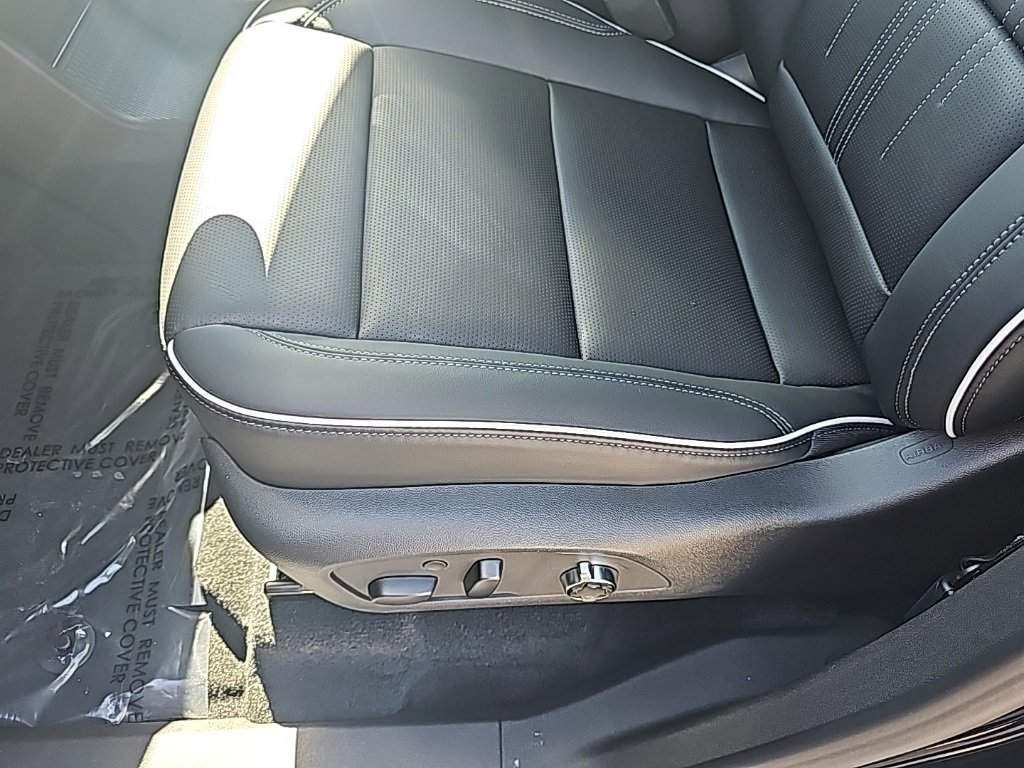 New 2026 Buick Enclave Avenir w/ Super Cruise Package image 13