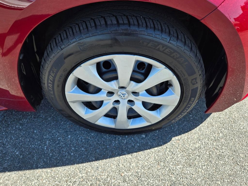 Used 2023 Toyota Corolla LE image 10