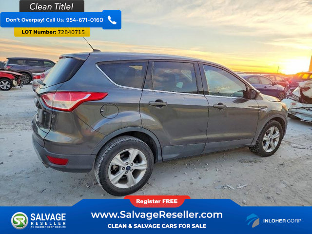 Used 2015 Ford Escape SE image 3