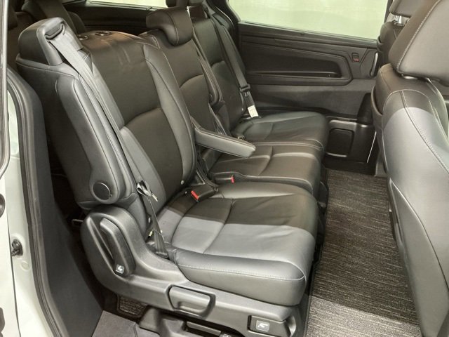 Used 2023 Honda Odyssey Touring image 19