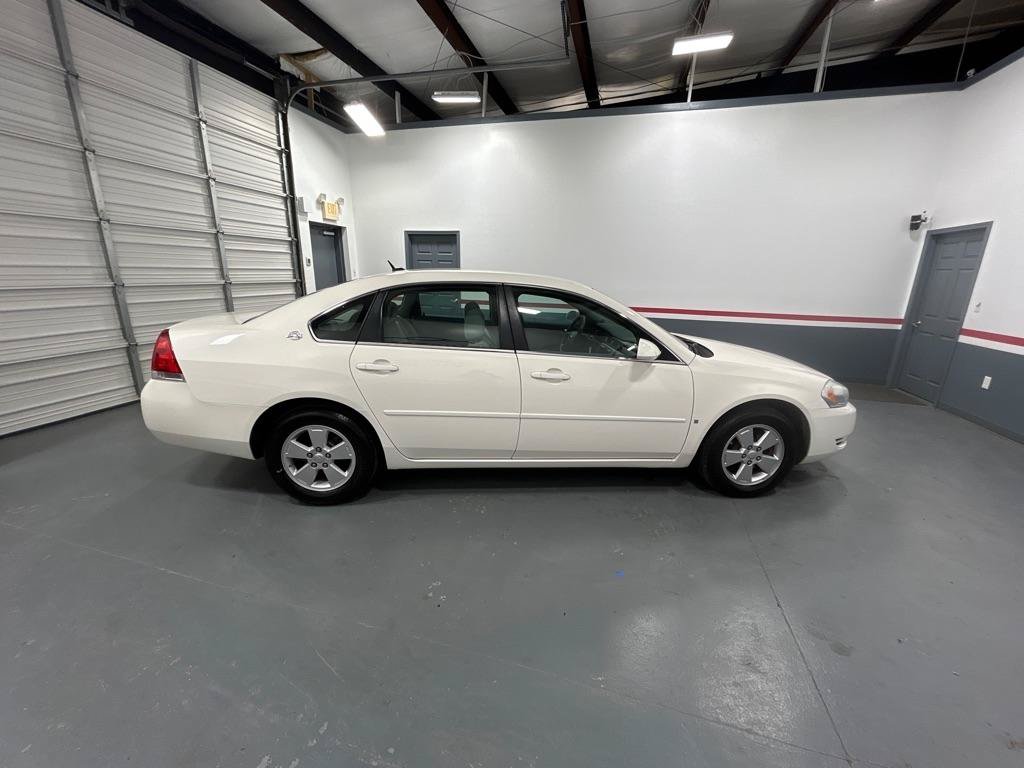 Used 2007 Chevrolet Impala LT FWD image 6