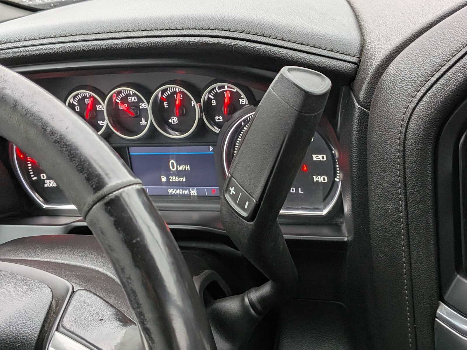 Used 2022 Chevrolet Silverado 2500 LTZ image 33