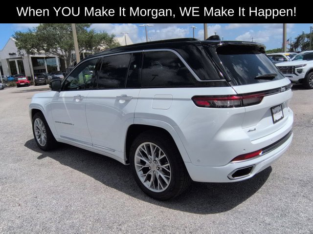 Used 2024 Jeep Grand Cherokee Summit AWD/4WD image 9