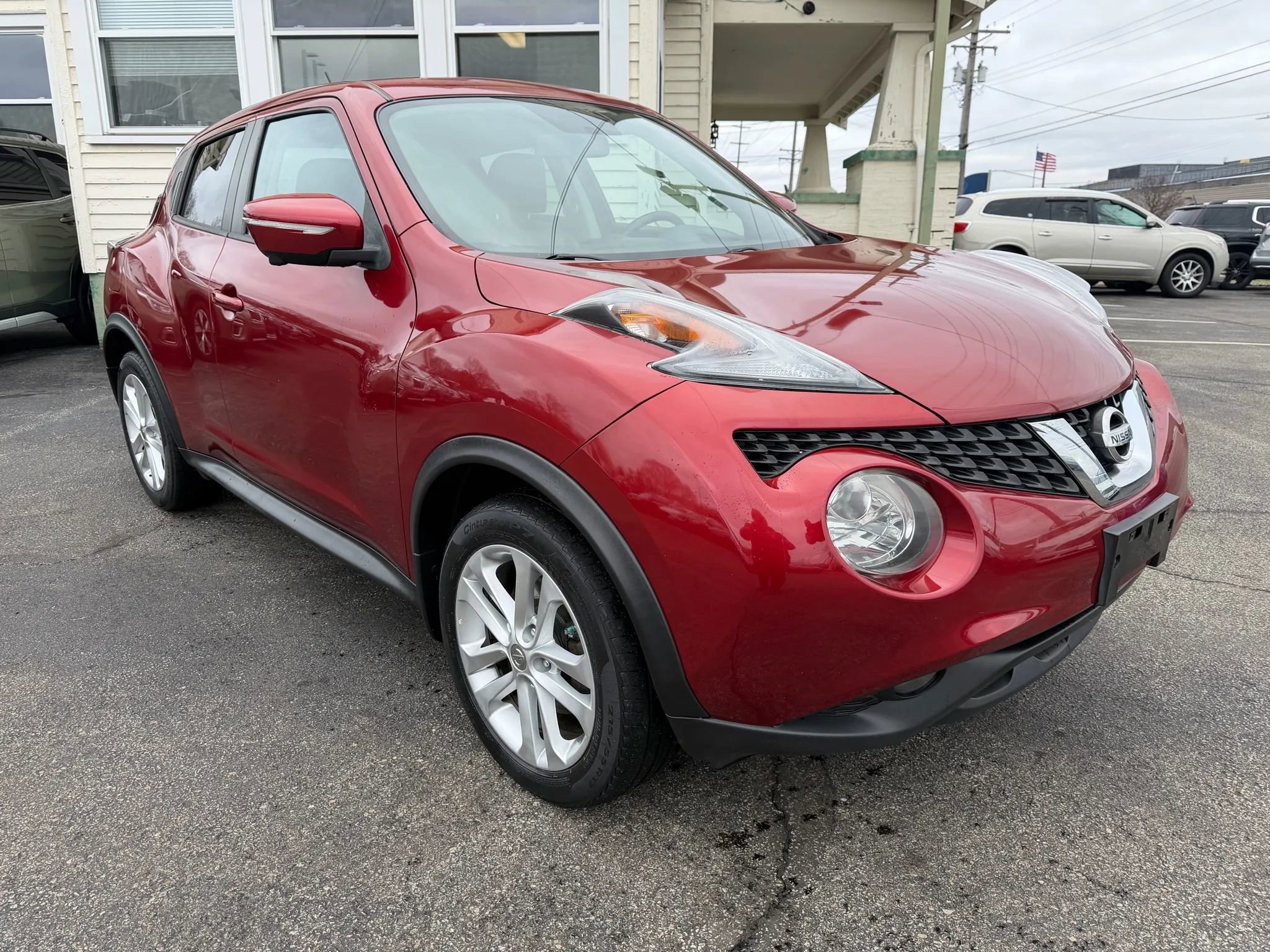Used 2015 Nissan Juke SL image 5