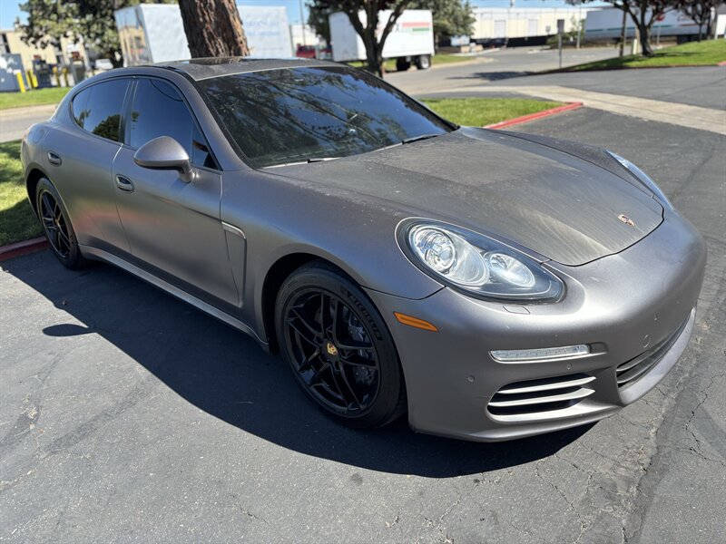 Used 2014 Porsche Panamera 4 AWD/4WD image 3
