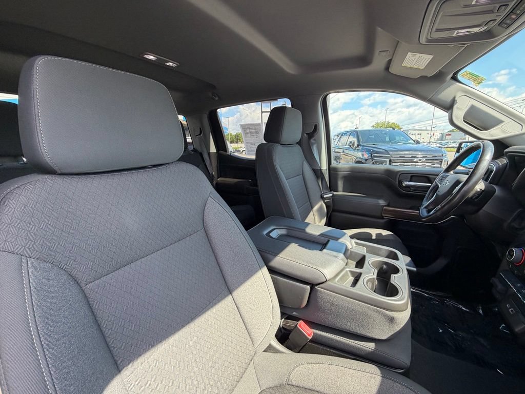 Used 2021 Chevrolet Silverado 1500 RST w/ Z71 Off-Road Package AWD/4WD image 15