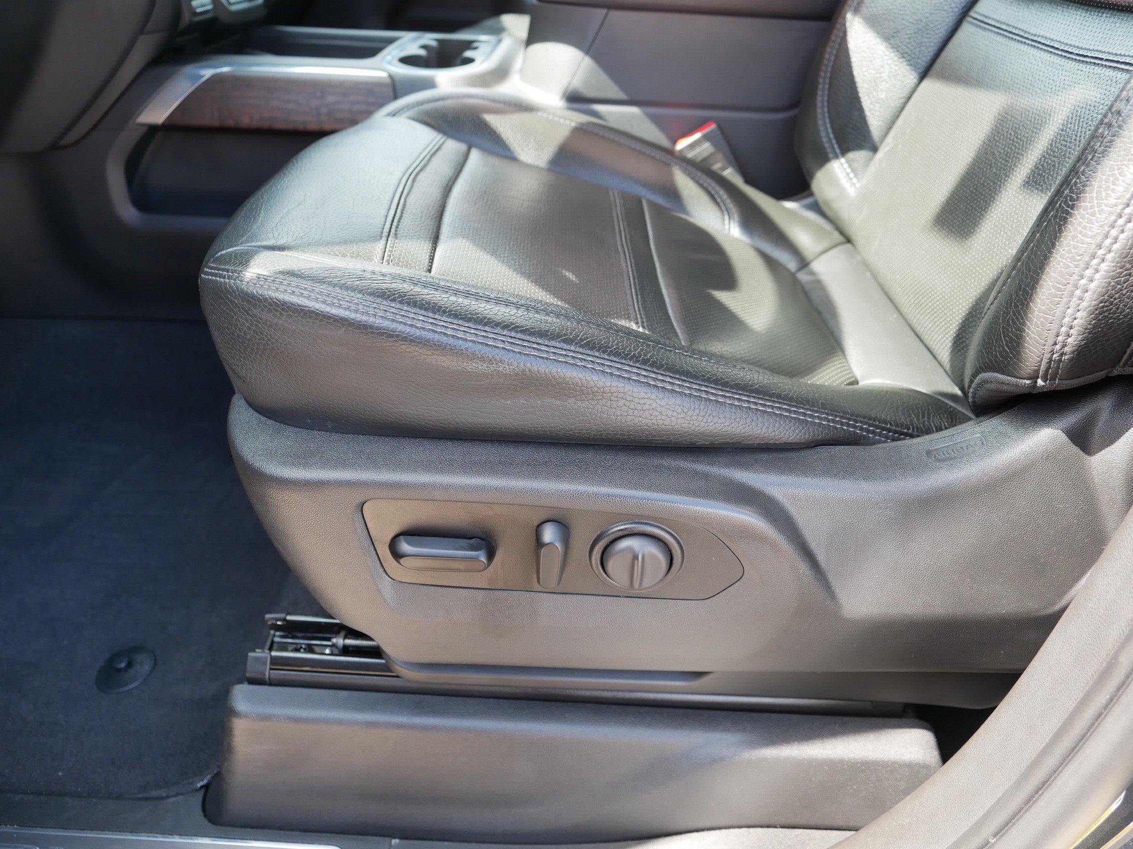 Used 2020 GMC Sierra 1500 Denali w/ Denali Premium Package image 20