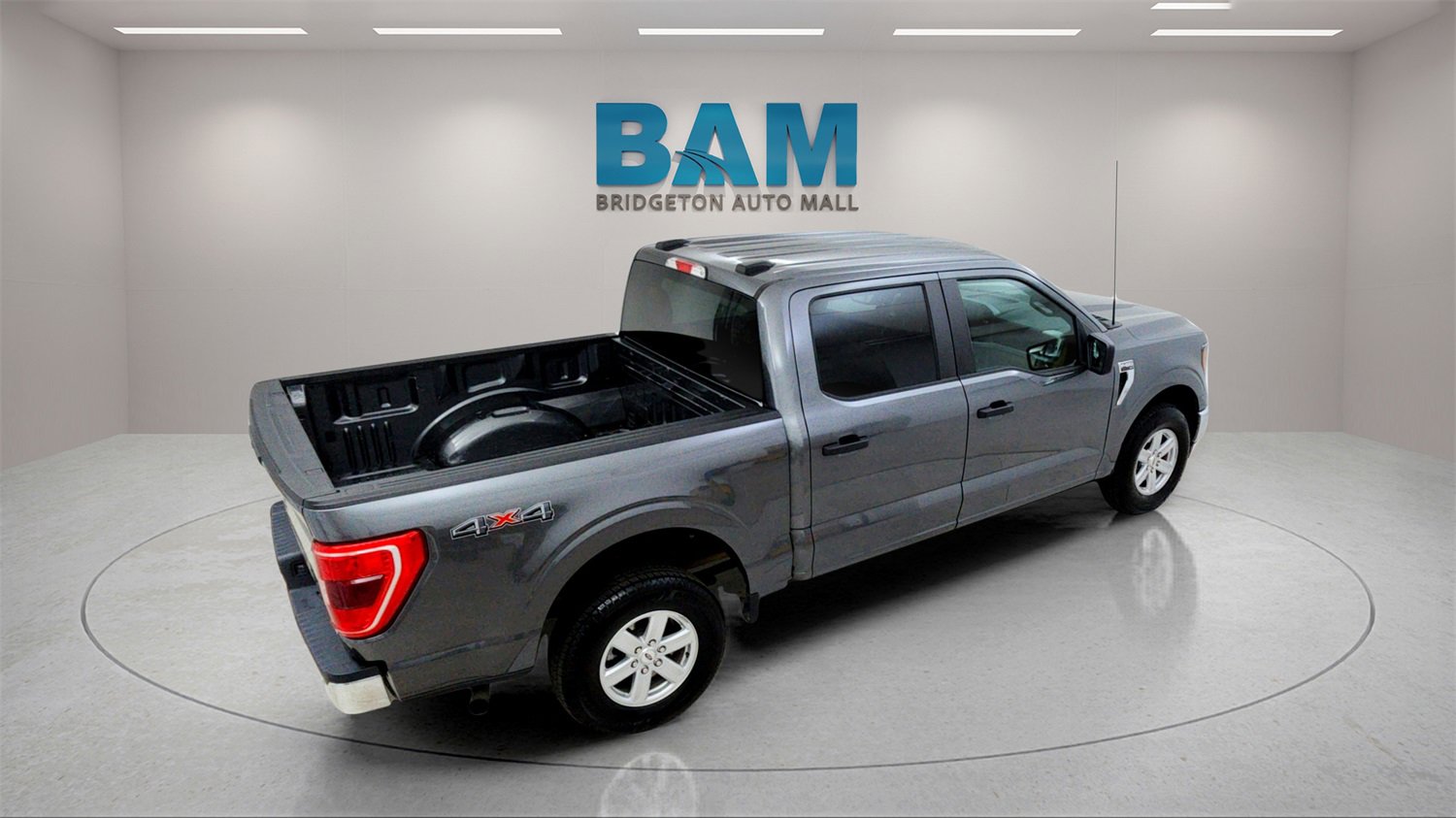 Used 2023 Ford F150 XLT image 29