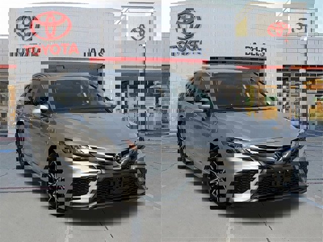Used 2023 Toyota Camry SE
